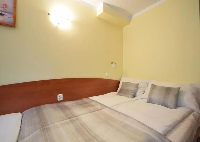 Pawel * Pogorzelica (Gmina Rewal)